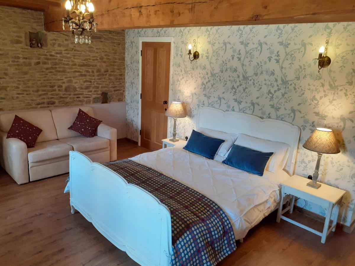 The Byre North End Farm Bed and Breakfast Ashton Keynes Buitenkant foto